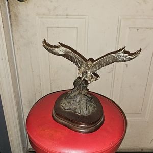 Chilmark Fine Pewter Eagle Sculpture